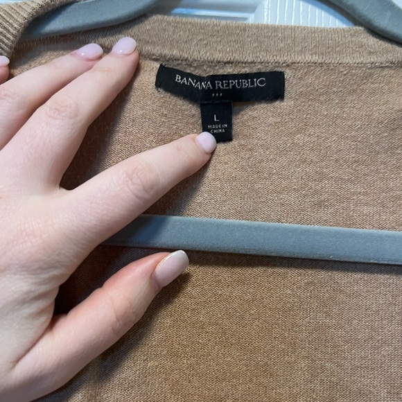 Tan cardigan - Picture 2 of 2